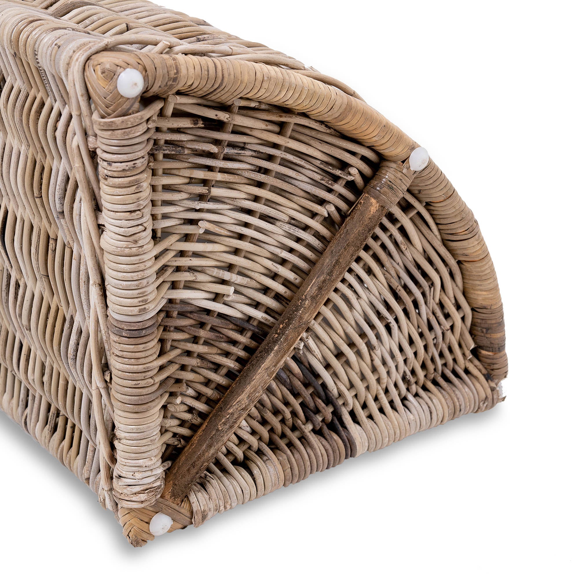 Natural Corner Natural Wicker Laundry Hamper - Image 3
