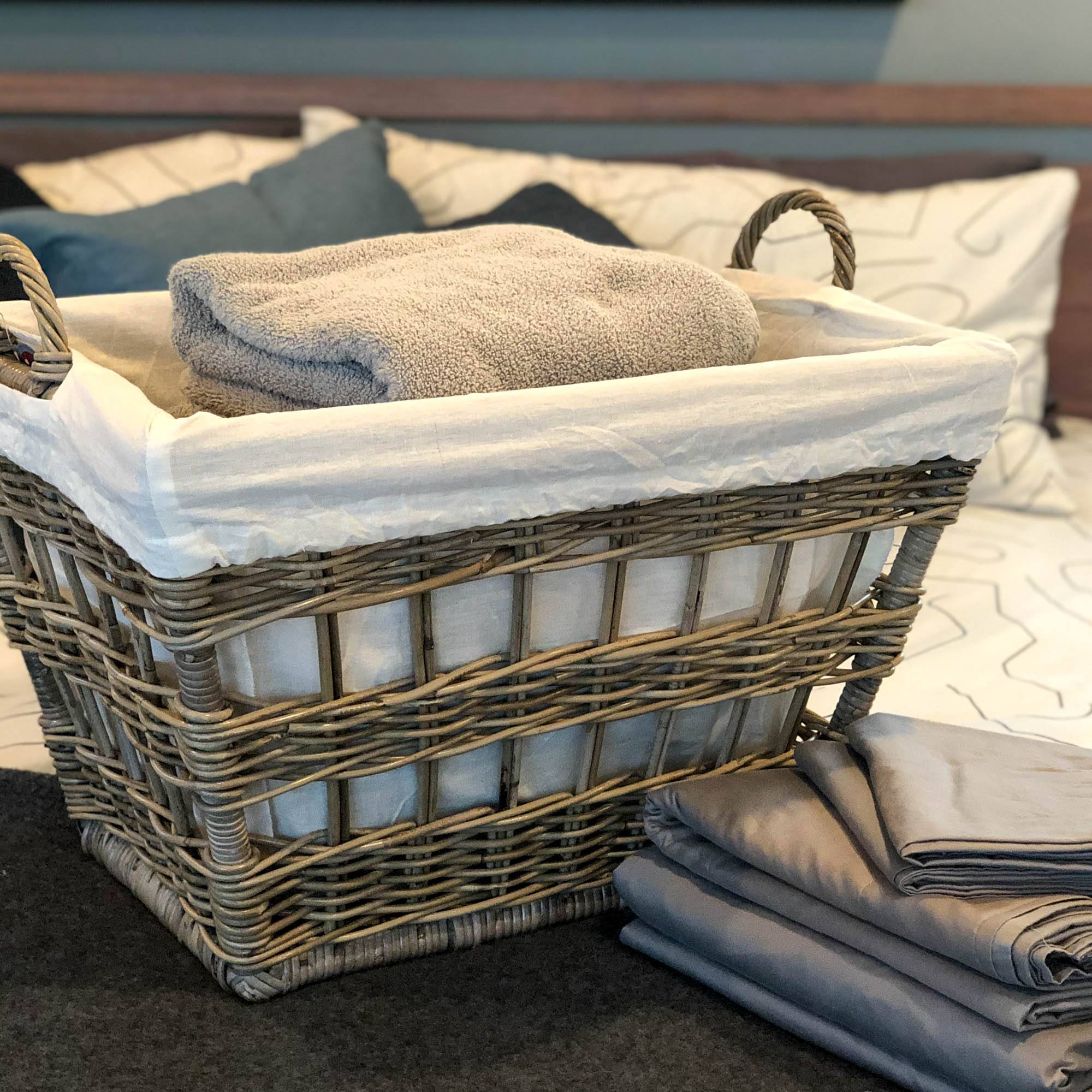Natural French-Style Wicker Laundry Basket - Image 5
